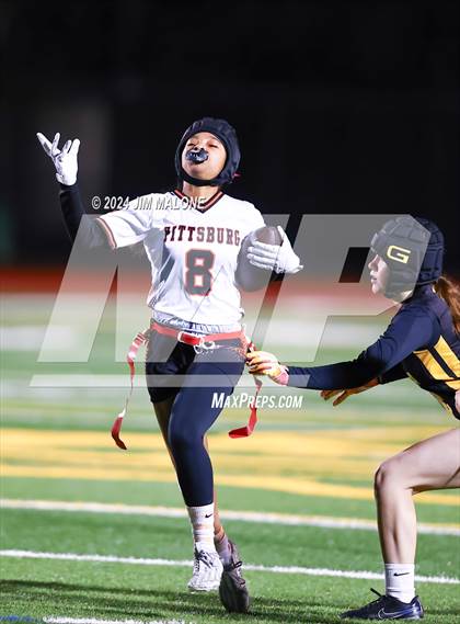 Thumbnail 2 in Granada vs. Pittsburg photogallery.