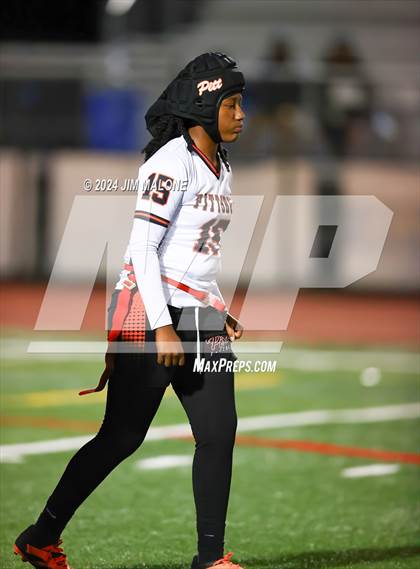Thumbnail 3 in Granada vs. Pittsburg photogallery.