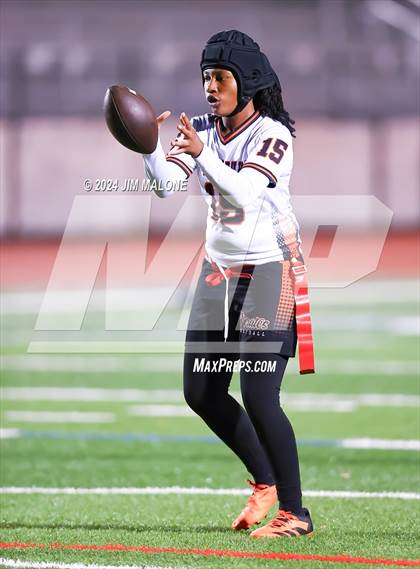 Thumbnail 3 in Granada vs. Pittsburg photogallery.