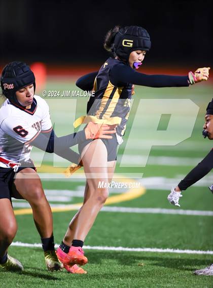 Thumbnail 3 in Granada vs. Pittsburg photogallery.