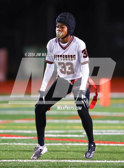 Thumbnail 1 in Granada vs. Pittsburg photogallery.