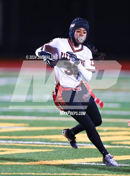 Thumbnail 3 in Granada vs. Pittsburg photogallery.