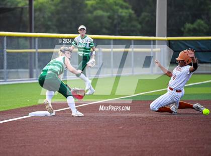 Thumbnail 2 in Caldwell vs Latexo photogallery.