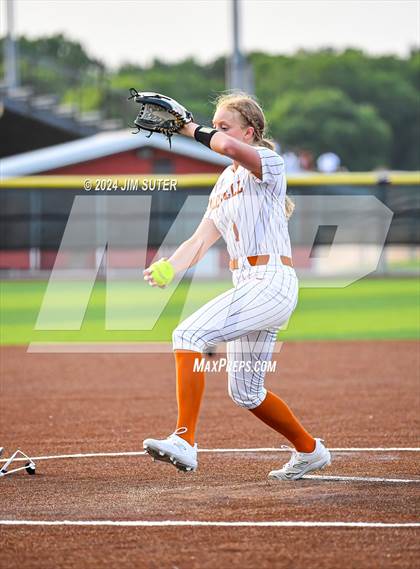 Thumbnail 3 in Caldwell vs Latexo photogallery.