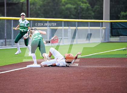 Thumbnail 2 in Caldwell vs Latexo photogallery.