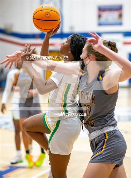 Thumbnail 2 in Richmond vs. Corinth Holders (Cumberland County Holiday Classic) photogallery.