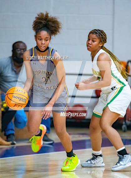 Thumbnail 2 in Richmond vs. Corinth Holders (Cumberland County Holiday Classic) photogallery.