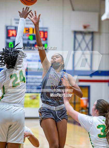 Thumbnail 2 in Richmond vs. Corinth Holders (Cumberland County Holiday Classic) photogallery.
