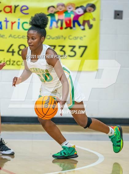Thumbnail 2 in Richmond vs. Corinth Holders (Cumberland County Holiday Classic) photogallery.