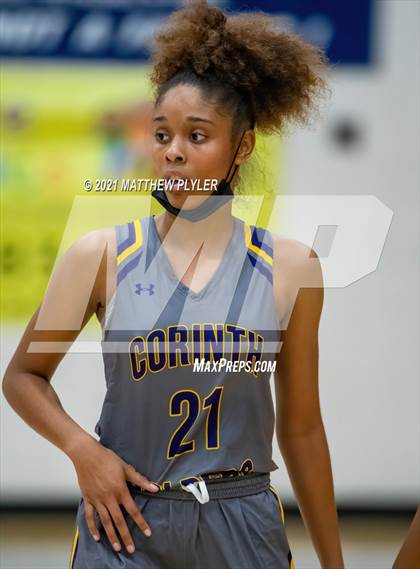 Thumbnail 3 in Richmond vs. Corinth Holders (Cumberland County Holiday Classic) photogallery.