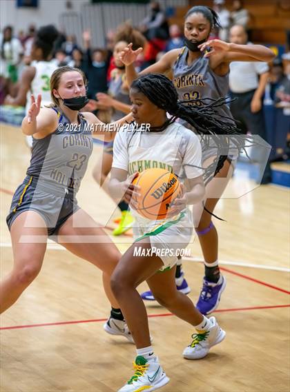 Thumbnail 1 in Richmond vs. Corinth Holders (Cumberland County Holiday Classic) photogallery.