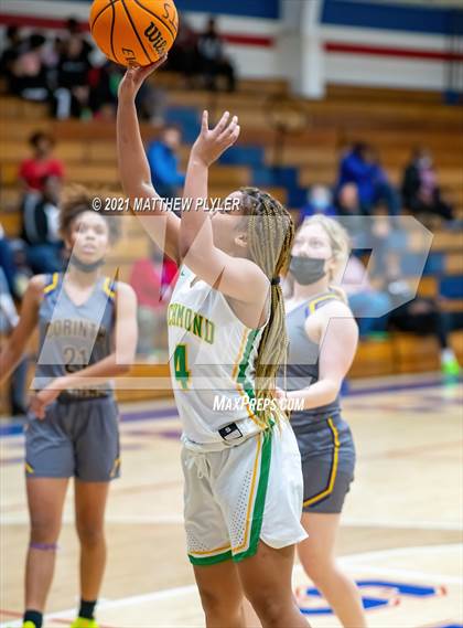 Thumbnail 3 in Richmond vs. Corinth Holders (Cumberland County Holiday Classic) photogallery.