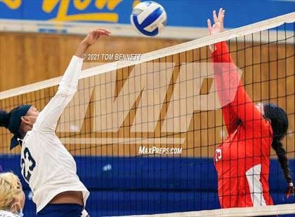Thumbnail 2 in Bonita Vista vs. Montgomery photogallery.