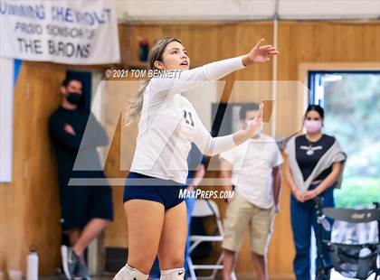 Thumbnail 3 in Bonita Vista vs. Montgomery photogallery.