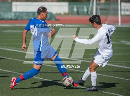 Thumbnail 2 in Servite vs. San Pasqual (SoCal Classic) photogallery.