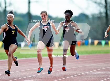 Thumbnail 3 in Coaches Invitational (Girls) photogallery.