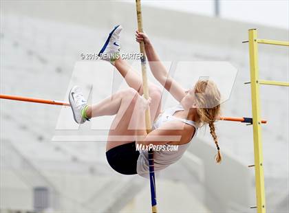 Thumbnail 3 in Coaches Invitational (Girls) photogallery.