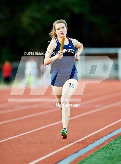 Thumbnail 3 in Coaches Invitational (Girls) photogallery.