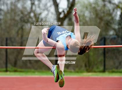 Thumbnail 3 in Coaches Invitational (Girls) photogallery.