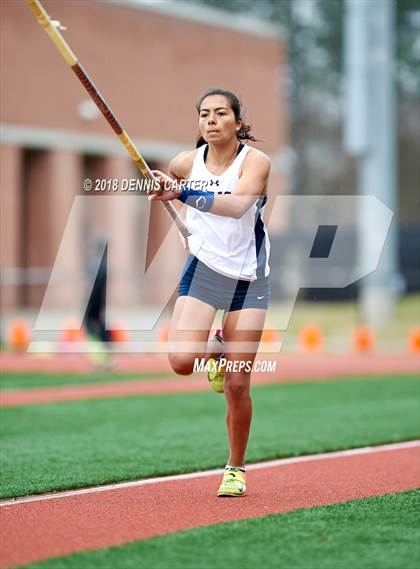 Thumbnail 2 in Coaches Invitational (Girls) photogallery.