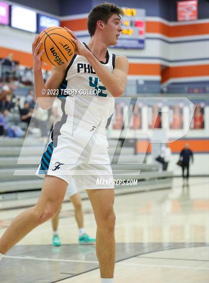 Thumbnail 2 in Crimson Cliffs vs. Farmington (Falcon Classic) photogallery.