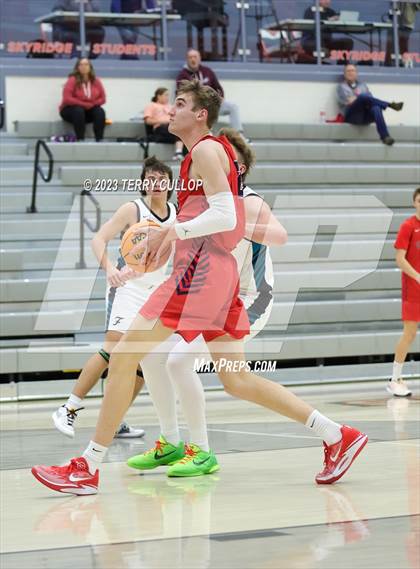 Thumbnail 3 in Crimson Cliffs vs. Farmington (Falcon Classic) photogallery.