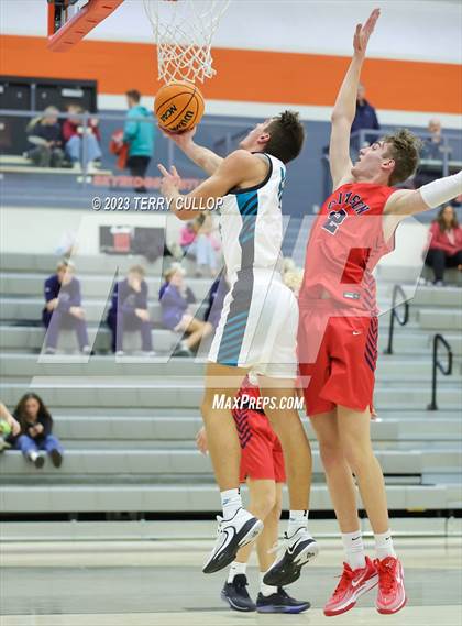 Thumbnail 2 in Crimson Cliffs vs. Farmington (Falcon Classic) photogallery.
