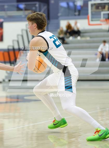 Thumbnail 3 in Crimson Cliffs vs. Farmington (Falcon Classic) photogallery.