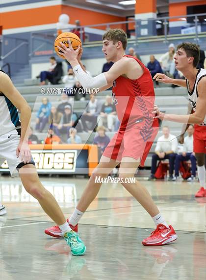 Thumbnail 1 in Crimson Cliffs vs. Farmington (Falcon Classic) photogallery.
