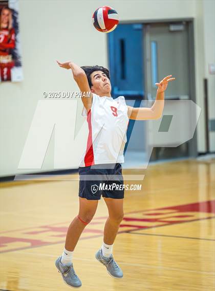 Thumbnail 1 in Servite @ Orange Lutheran photogallery.