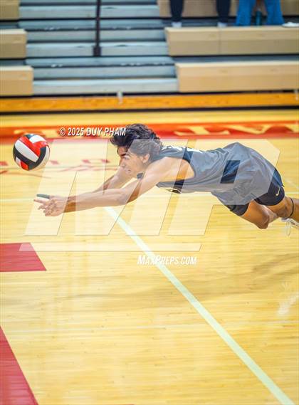 Thumbnail 1 in Servite @ Orange Lutheran photogallery.