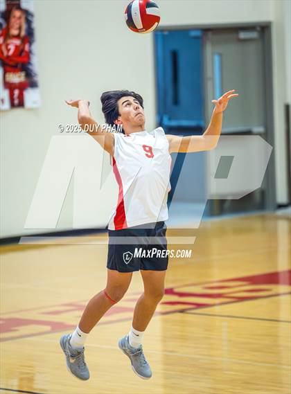 Thumbnail 3 in Servite @ Orange Lutheran photogallery.