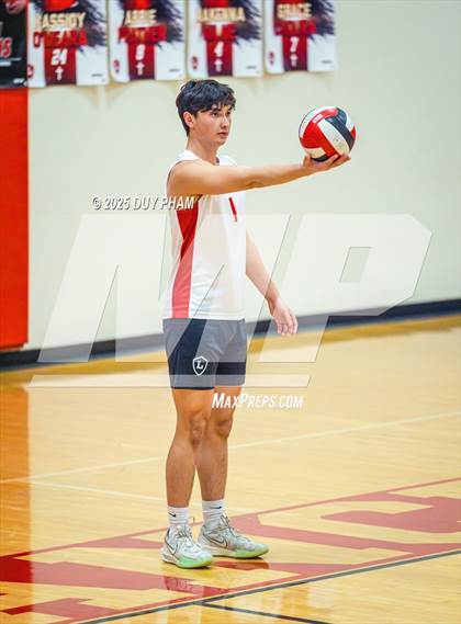 Thumbnail 1 in Servite @ Orange Lutheran photogallery.