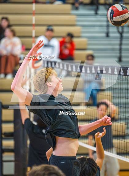 Thumbnail 1 in Servite @ Orange Lutheran photogallery.