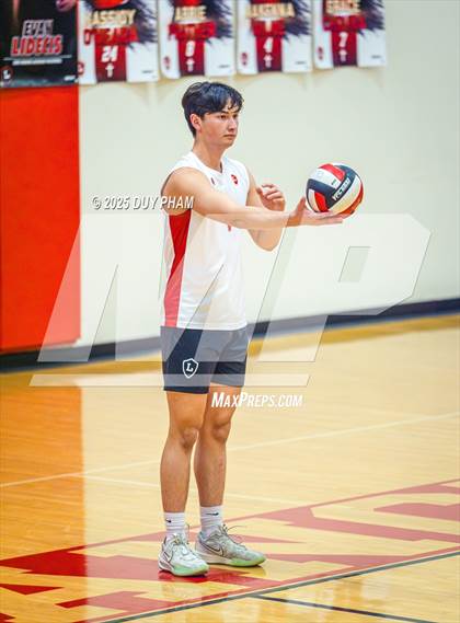Thumbnail 3 in Servite @ Orange Lutheran photogallery.