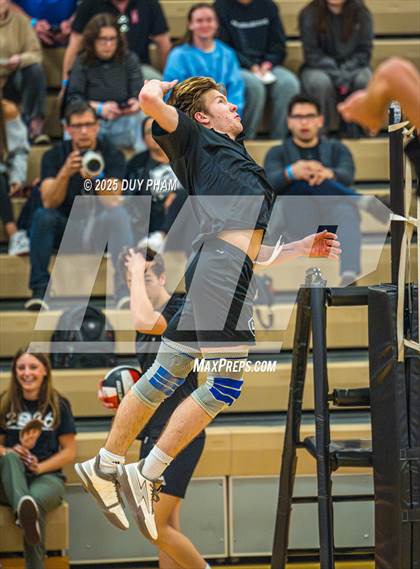 Thumbnail 2 in Servite @ Orange Lutheran photogallery.