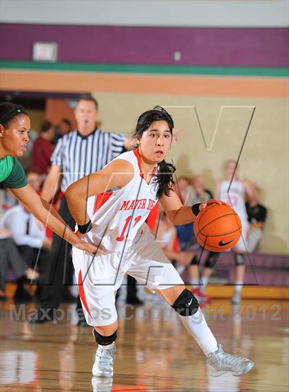 Thumbnail 1 in St. Mary's vs. Mater Dei (Nike Tournament of Champions) photogallery.