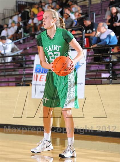 Thumbnail 3 in St. Mary's vs. Mater Dei (Nike Tournament of Champions) photogallery.