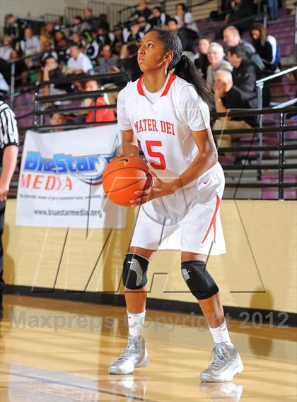 Thumbnail 3 in St. Mary's vs. Mater Dei (Nike Tournament of Champions) photogallery.