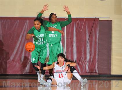 Thumbnail 1 in St. Mary's vs. Mater Dei (Nike Tournament of Champions) photogallery.