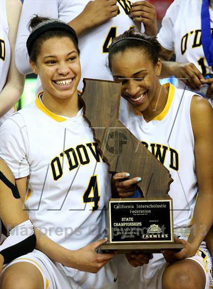 Thumbnail 1 in Bishop O'Dowd vs. Windward (CIF State Open Division Final) photogallery.