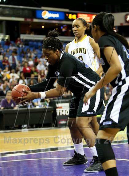 Thumbnail 3 in Bishop O'Dowd vs. Windward (CIF State Open Division Final) photogallery.