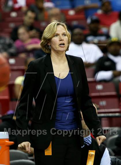 Thumbnail 3 in Bishop O'Dowd vs. Windward (CIF State Open Division Final) photogallery.