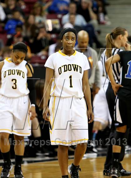 Thumbnail 3 in Bishop O'Dowd vs. Windward (CIF State Open Division Final) photogallery.