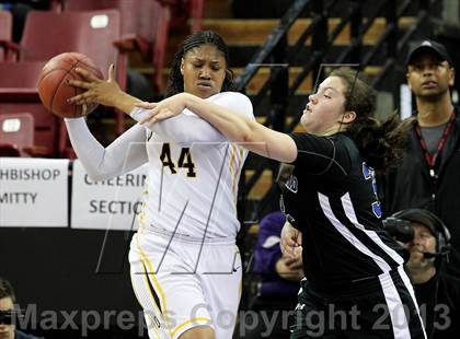 Thumbnail 3 in Bishop O'Dowd vs. Windward (CIF State Open Division Final) photogallery.