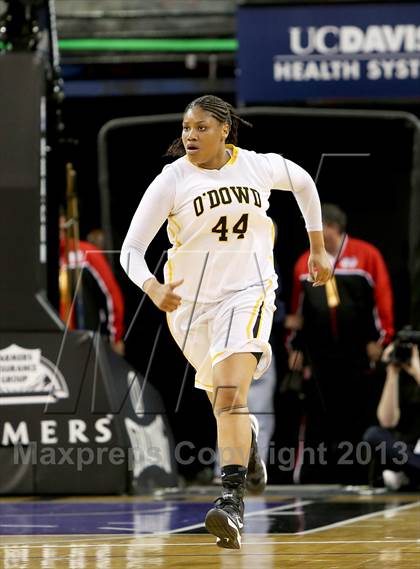 Thumbnail 2 in Bishop O'Dowd vs. Windward (CIF State Open Division Final) photogallery.