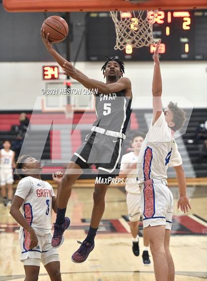 Thumbnail 2 in Chaparral vs. Los Alamitos (Tustin Holiday Classic) photogallery.