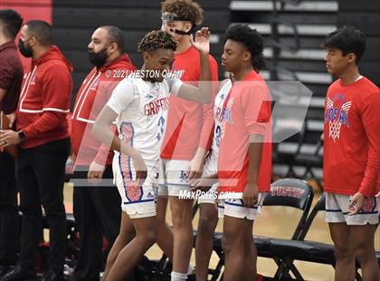 Thumbnail 2 in Chaparral vs. Los Alamitos (Tustin Holiday Classic) photogallery.