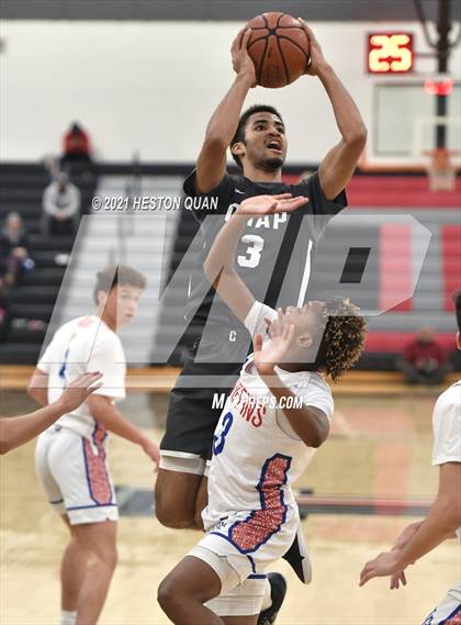 Thumbnail 3 in Chaparral vs. Los Alamitos (Tustin Holiday Classic) photogallery.