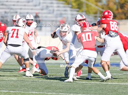 Thumbnail 1 in Albany vs. Muenster (UIL Football 2A Region 2 Regional) photogallery.
